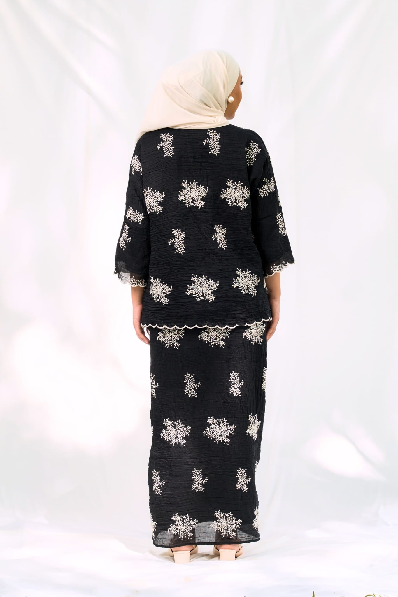 Kurung Kedah Suri Seirama in Black