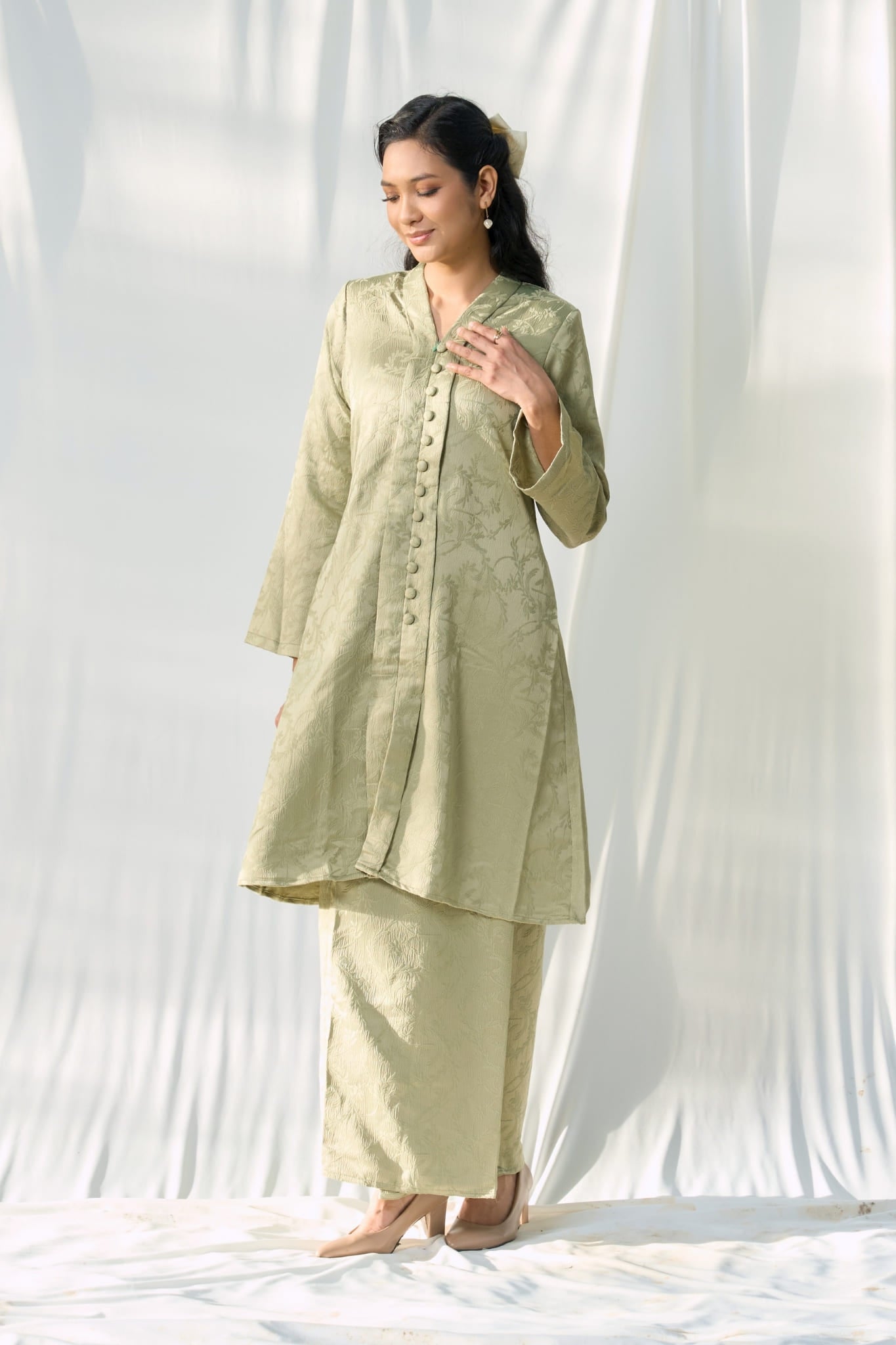 Kebaya Brocade Salma Seirama in Sage Green