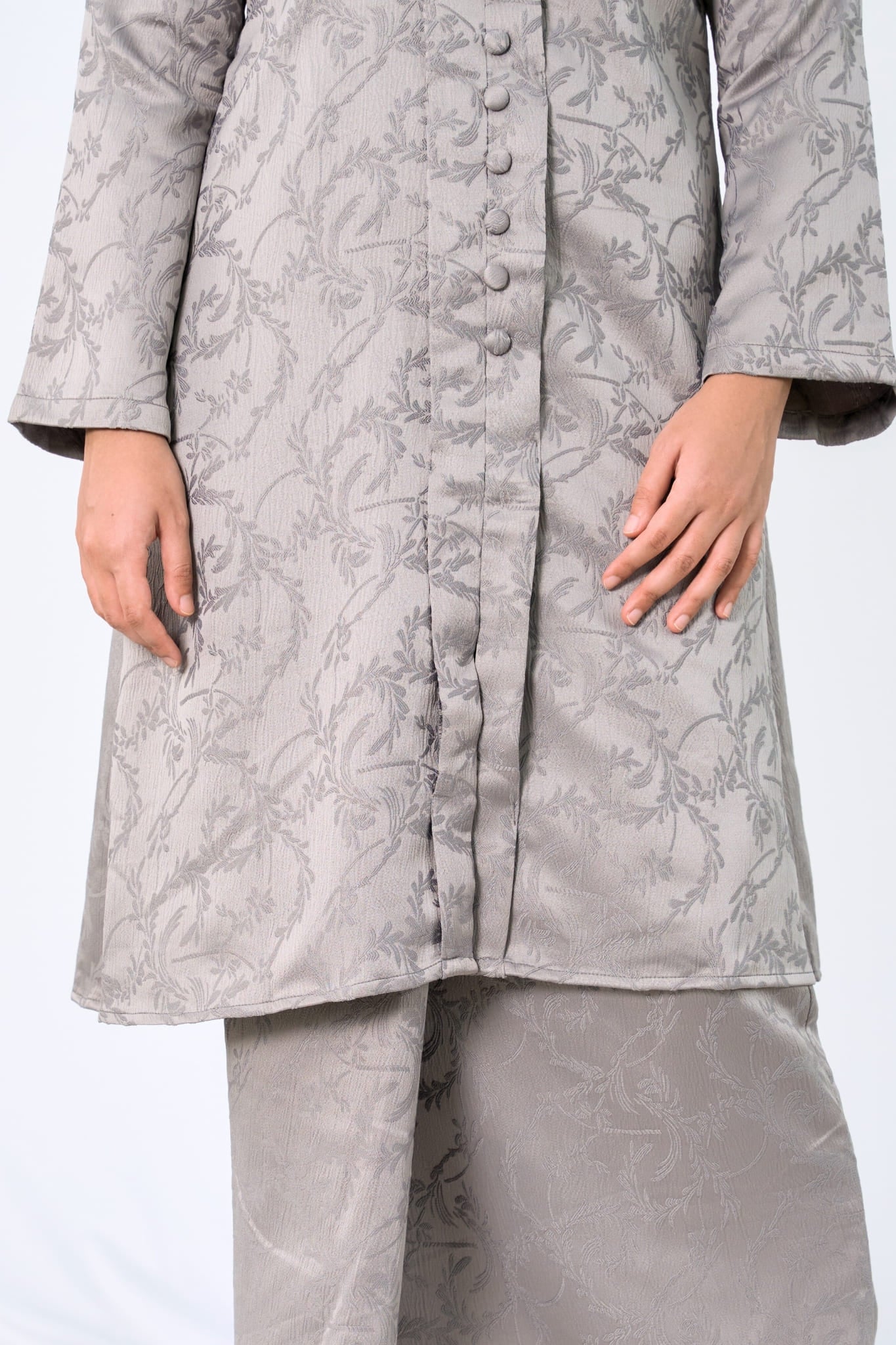 Kebaya Brocade Salma Seirama in Charcoal Grey