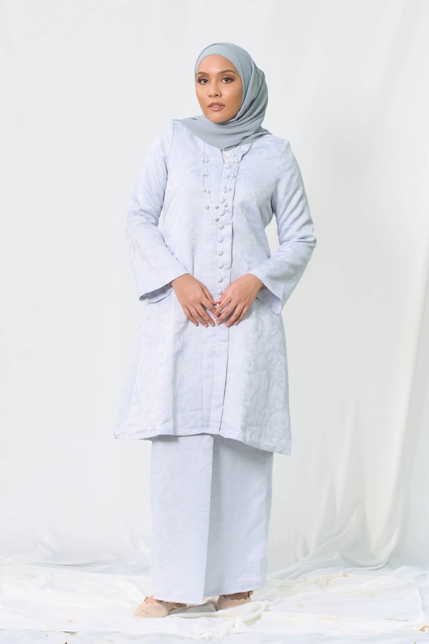 Kebaya Brocade Salma Seirama in Light Blue