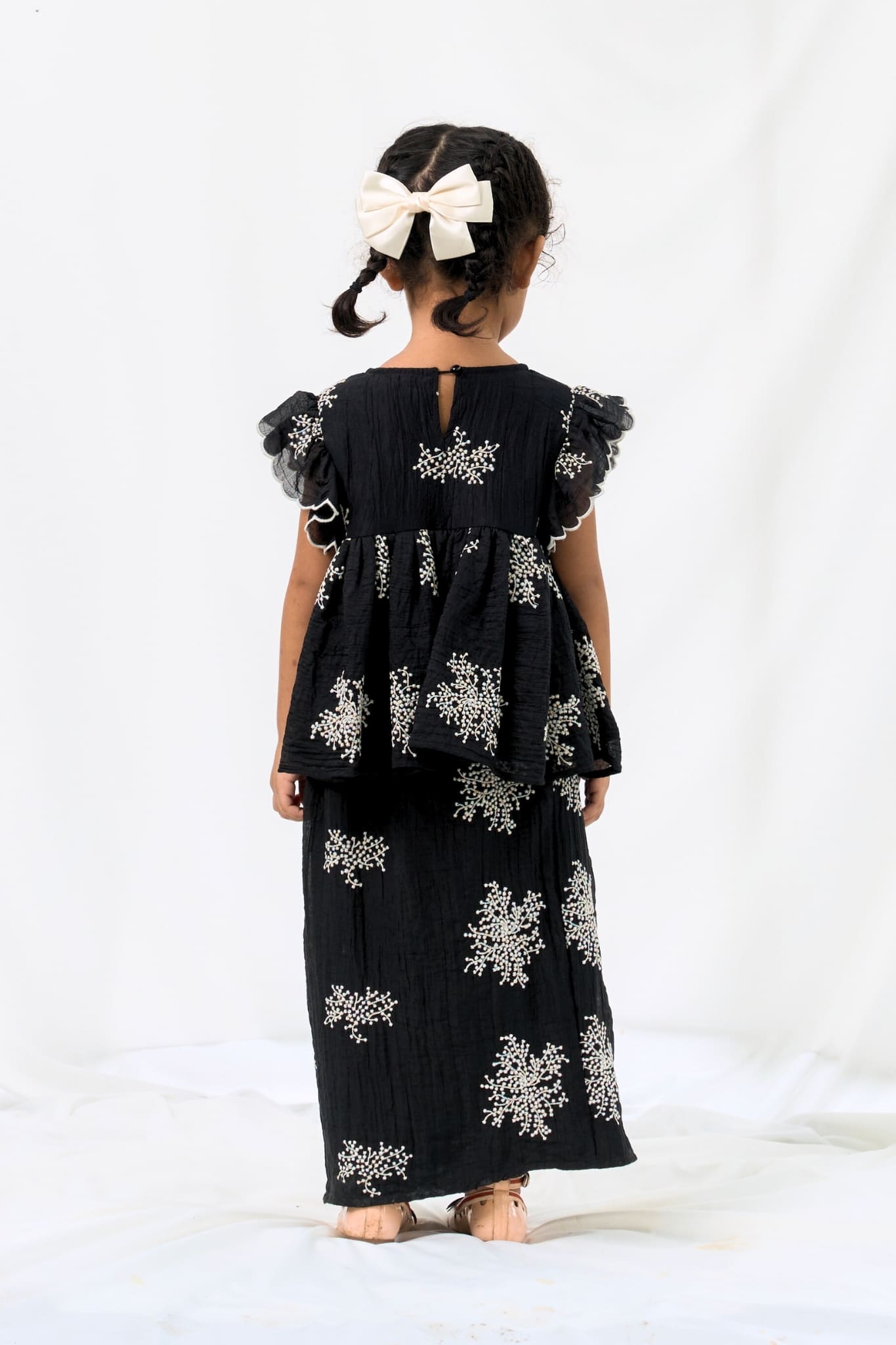 Little Suri Seirama in Black