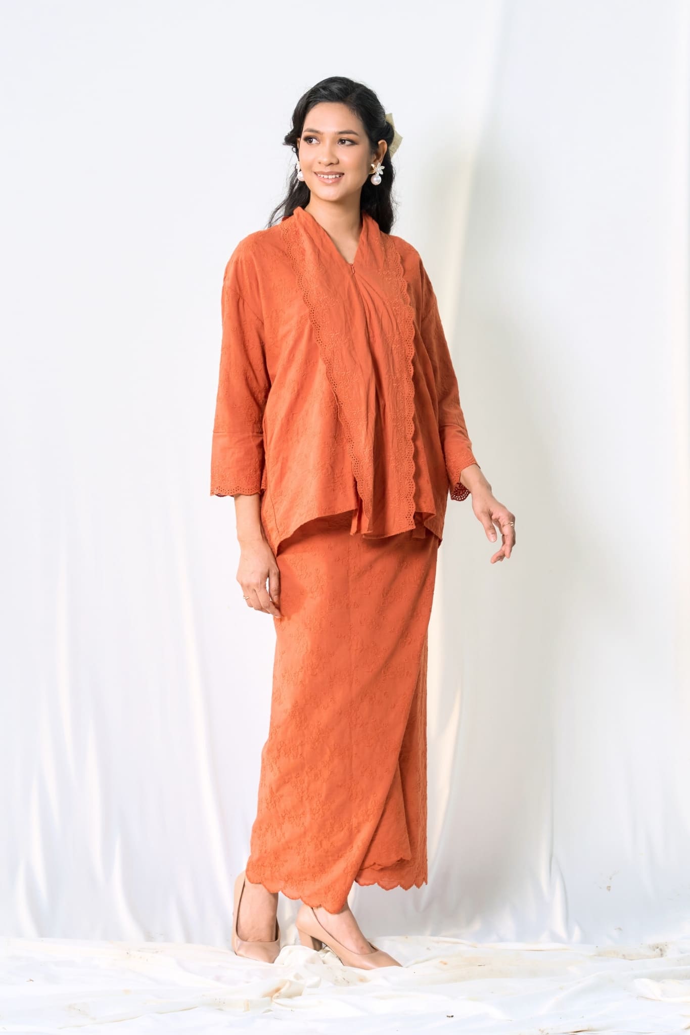 Kebarung Mentiung Seirama in Terracotta