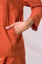 Kebarung Mentiung Seirama in Terracotta