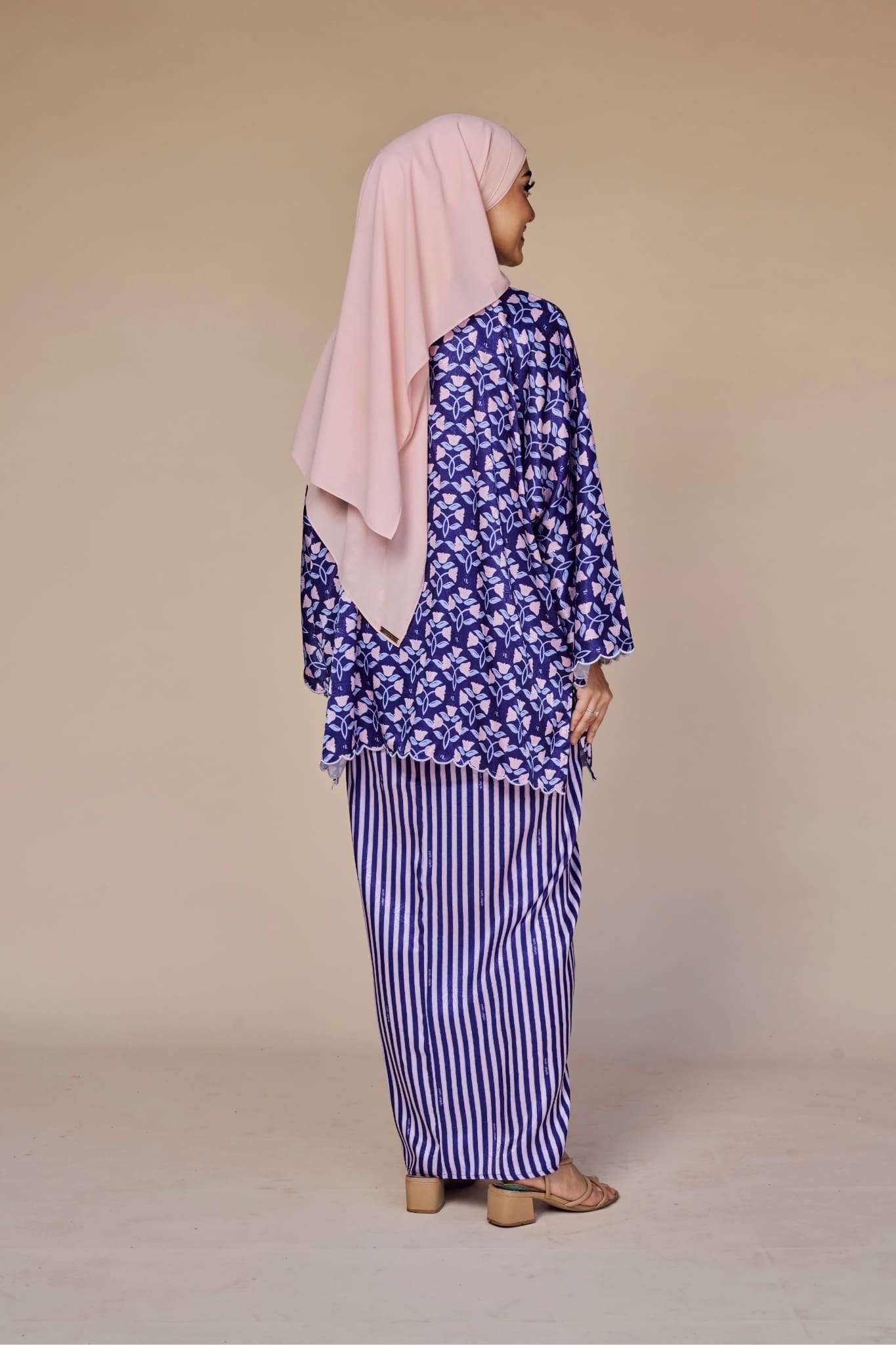 Baju Kurung Lepas Layla