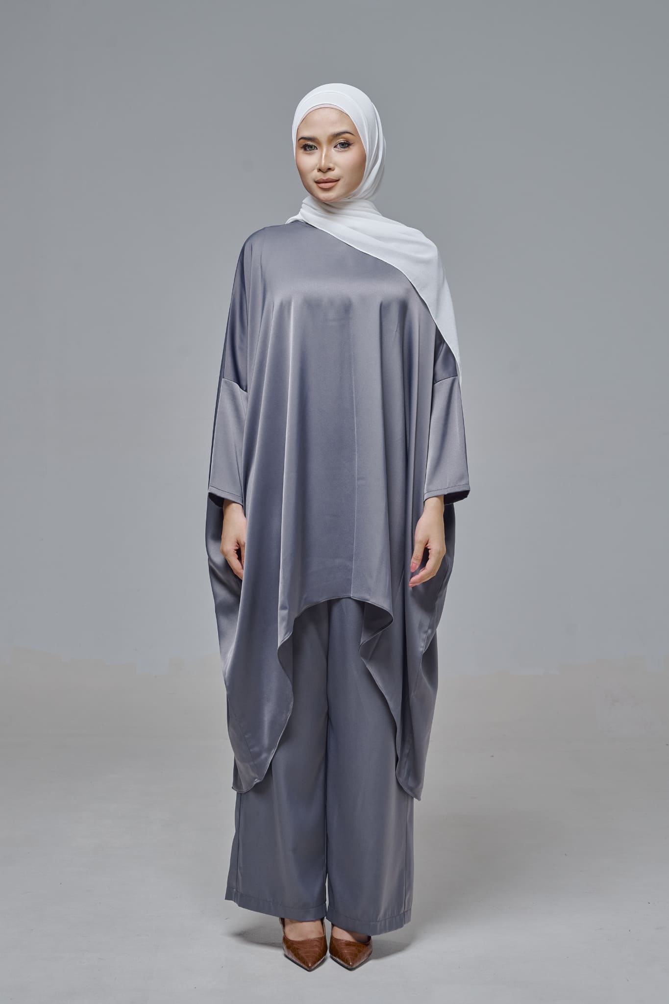 Medina Set in Charcoal Grey
