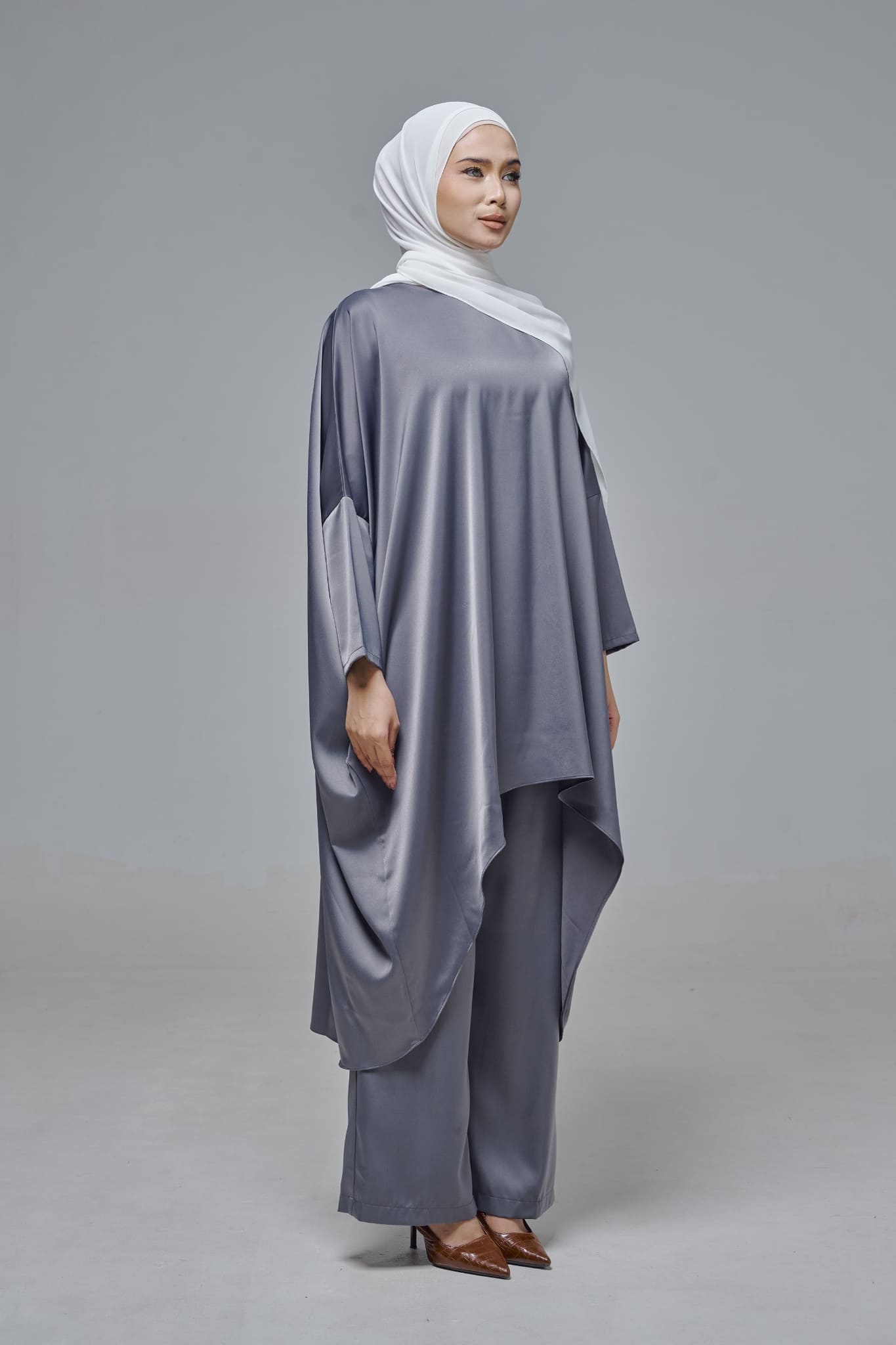 Medina Set in Charcoal Grey