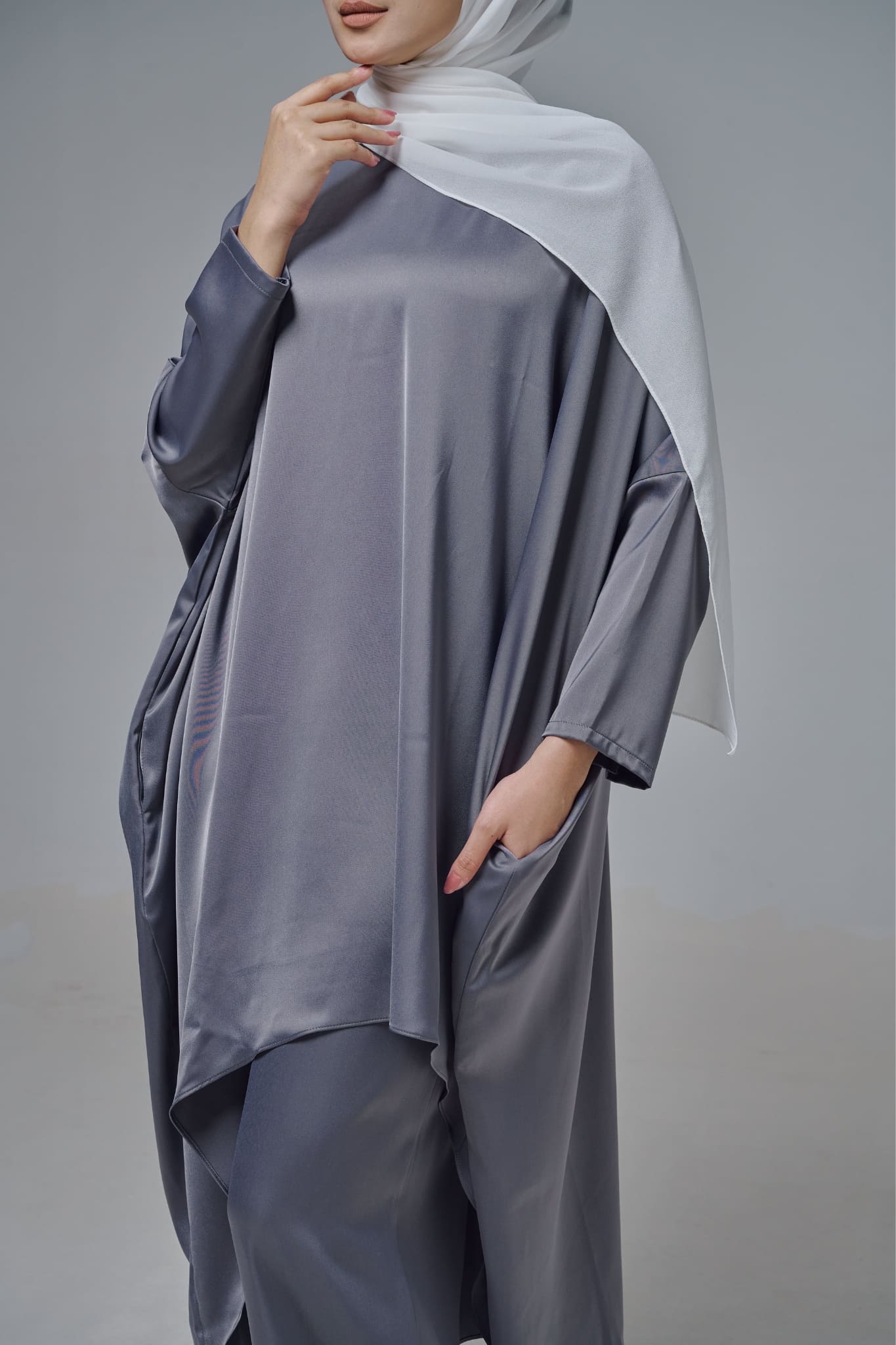 Medina Set in Charcoal Grey