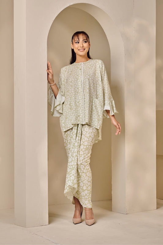 Kaia Set in Pistachio Dream