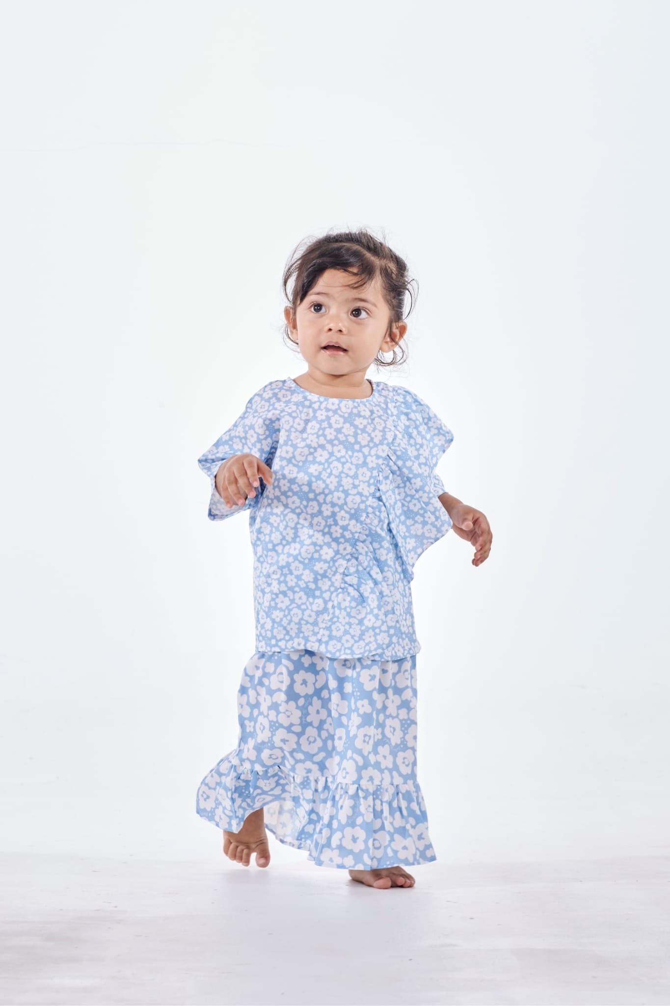 Little Kaia in Blueberry Cheesecake