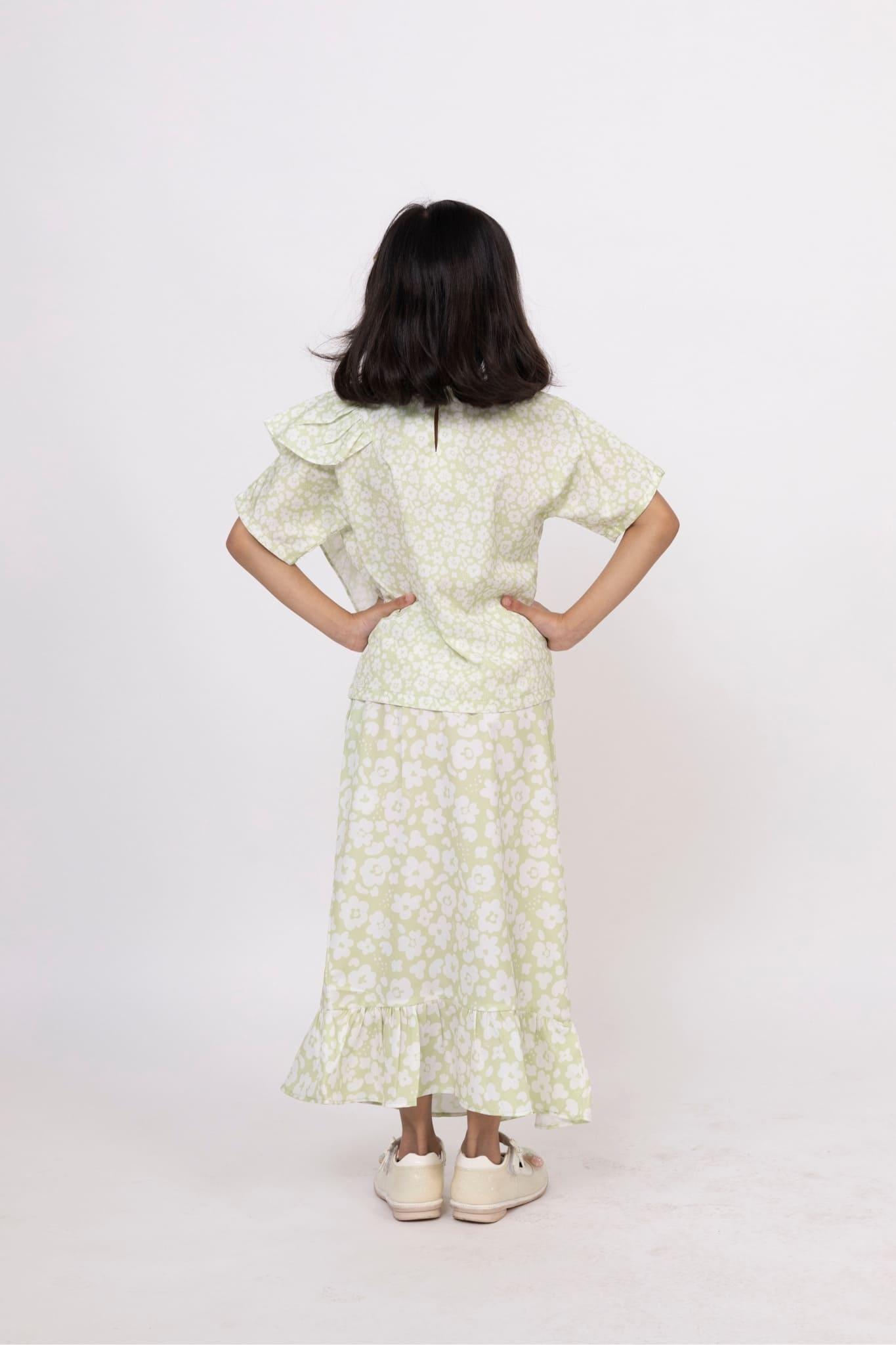 Little Kaia in Pistachio Dream