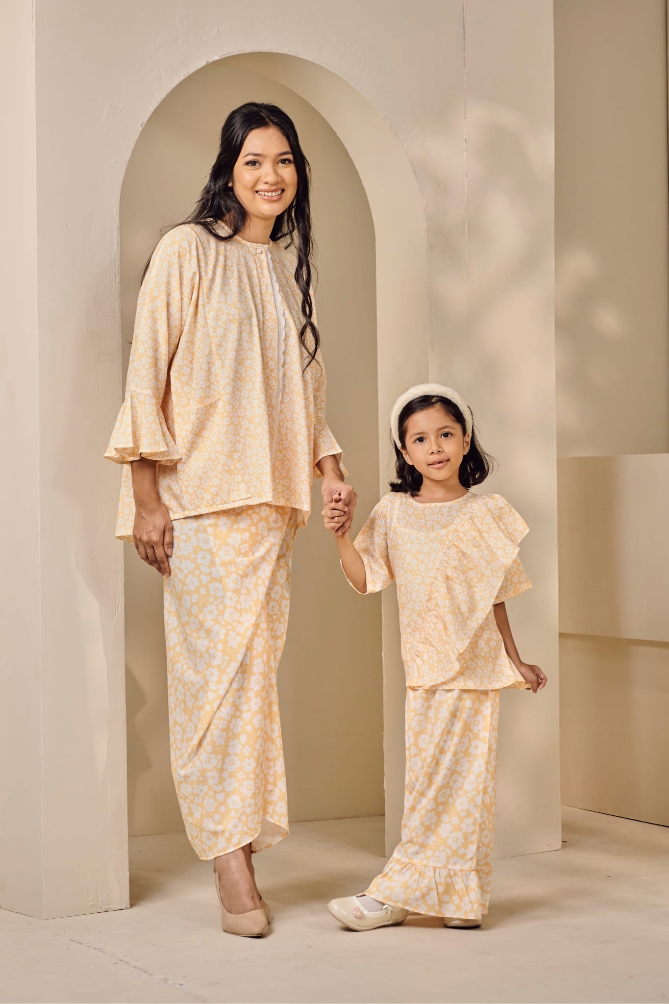 Kaia Set in Caramel Cornflakes