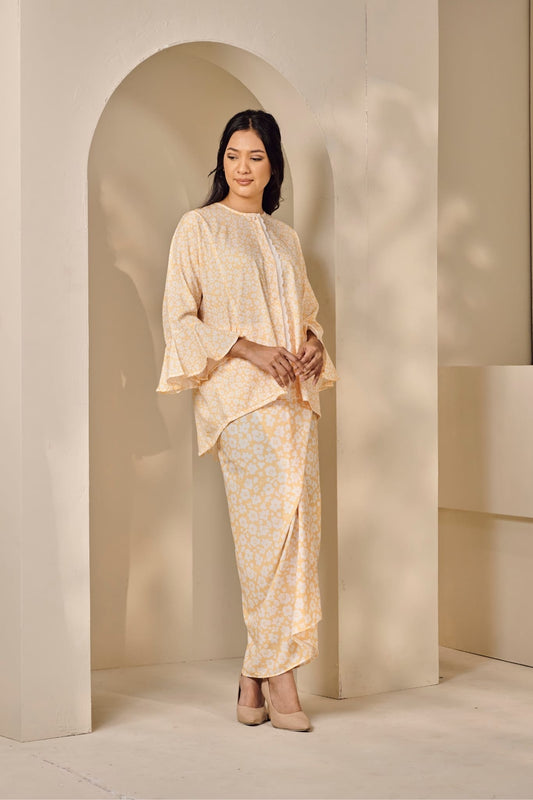 Kaia Set in Caramel Cornflakes