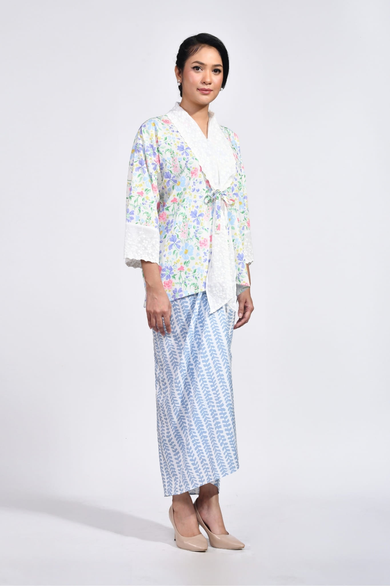 Kebarung Mentiung in Bluebell