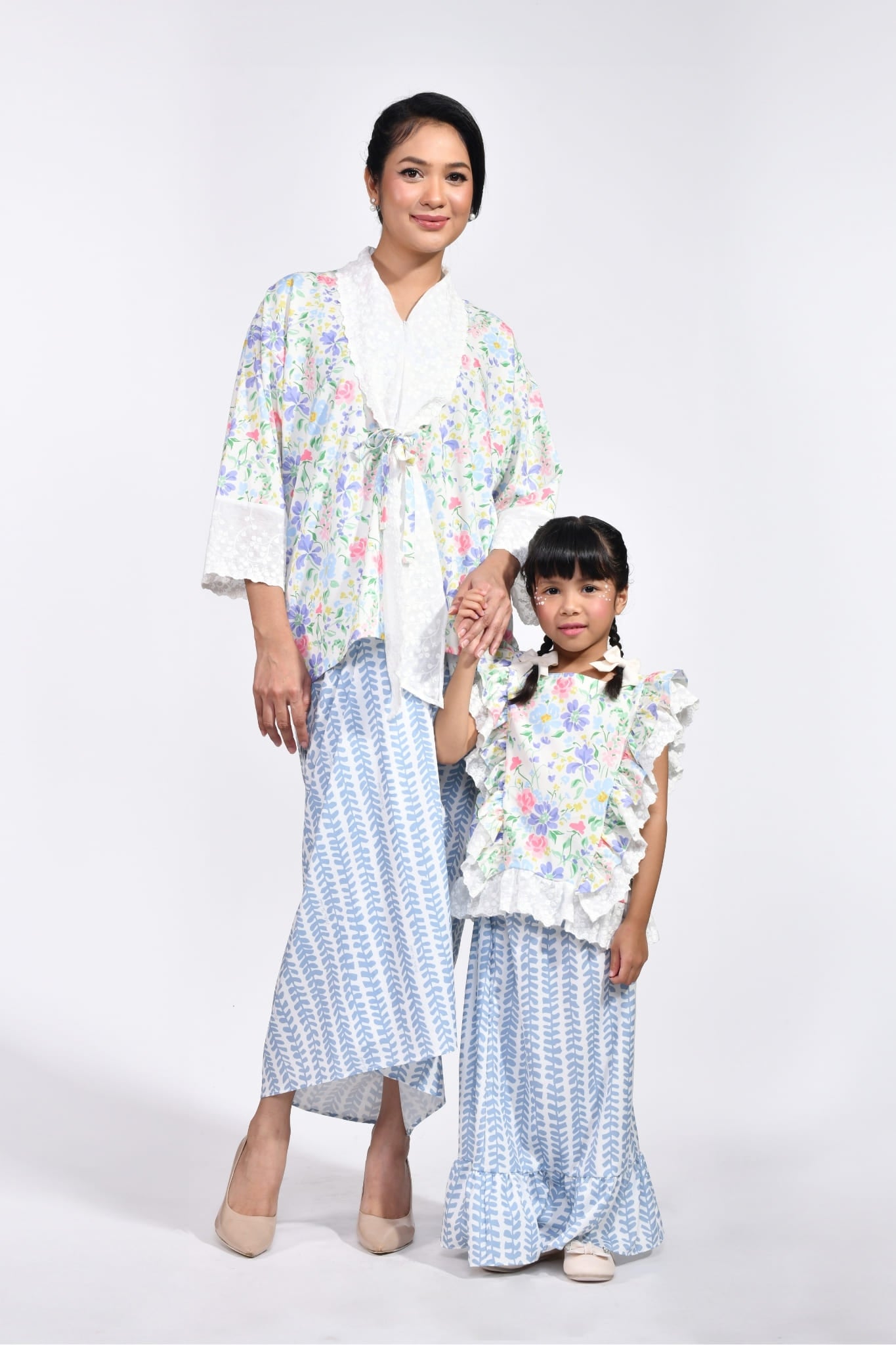 Kebarung Mentiung in Bluebell