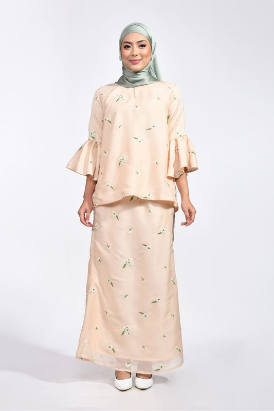 Kurung Melur in Embroidered Nude