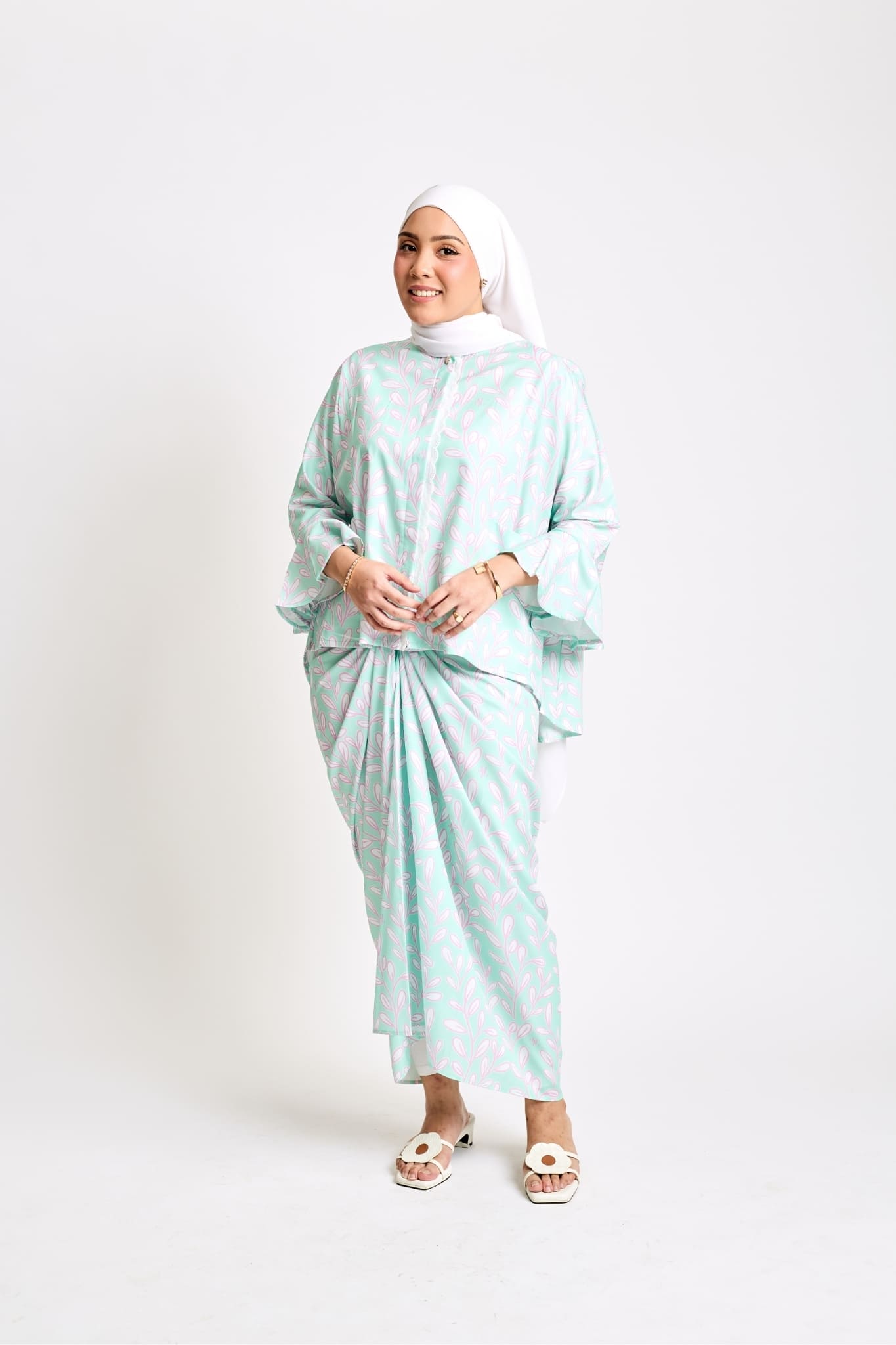 Kaia Adults Set in Frosted Mint