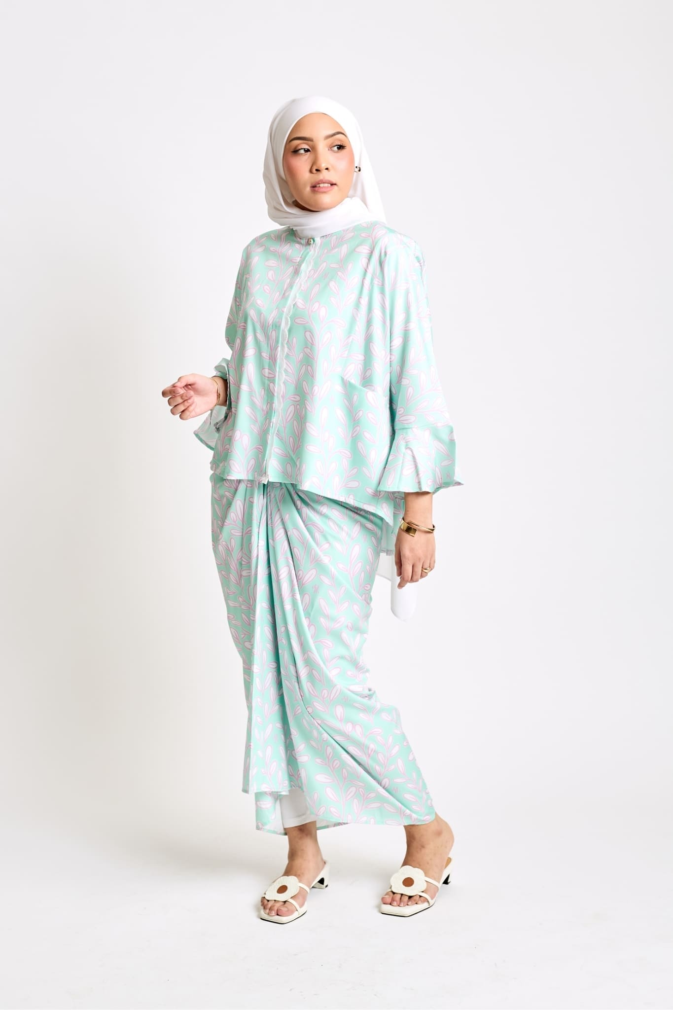 Kaia Adults Set in Frosted Mint
