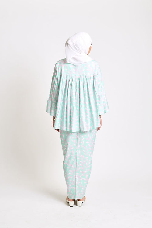 Kaia Adults Set in Frosted Mint