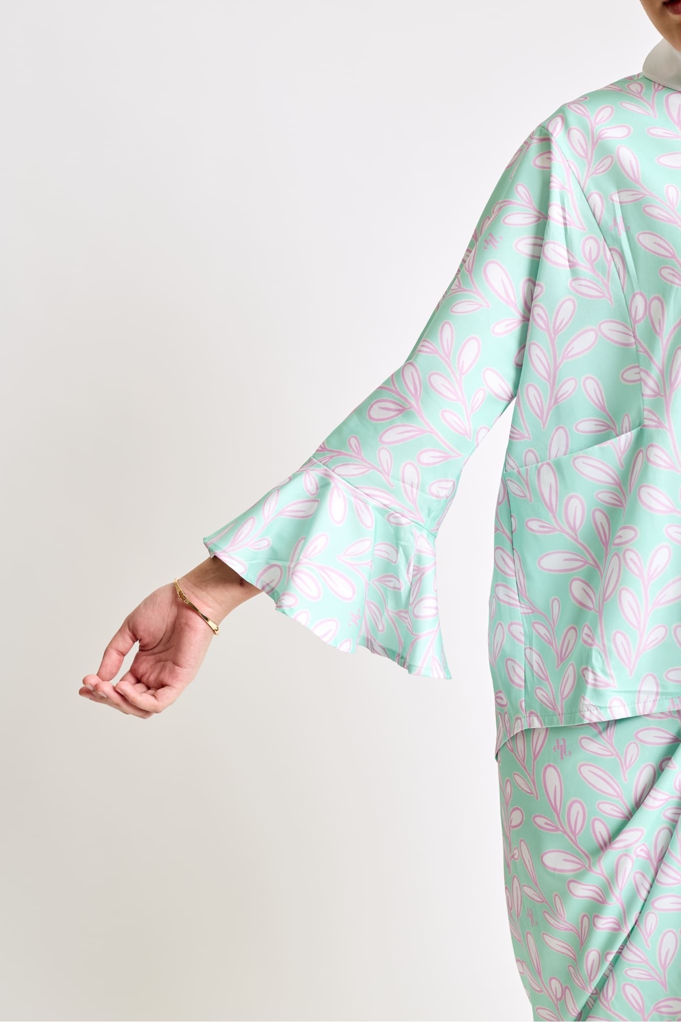 Kaia Adults Set in Frosted Mint