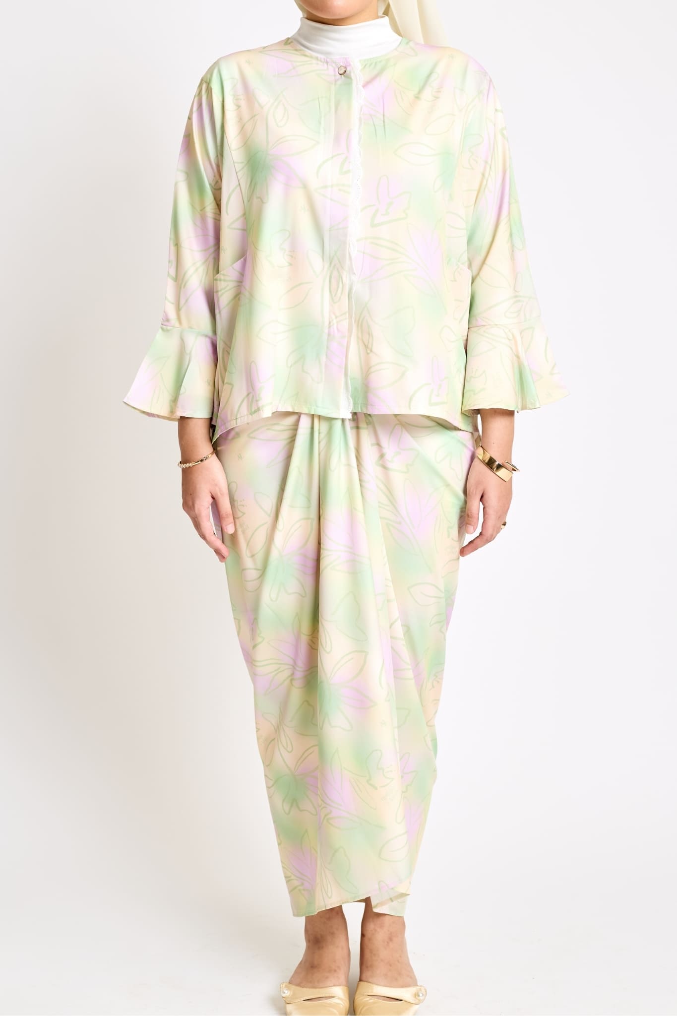 Kaia Adults Set in Matcha Crust