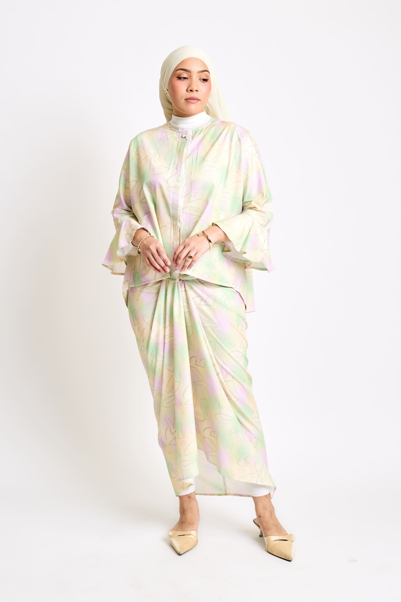 Kaia Adults Set in Matcha Crust