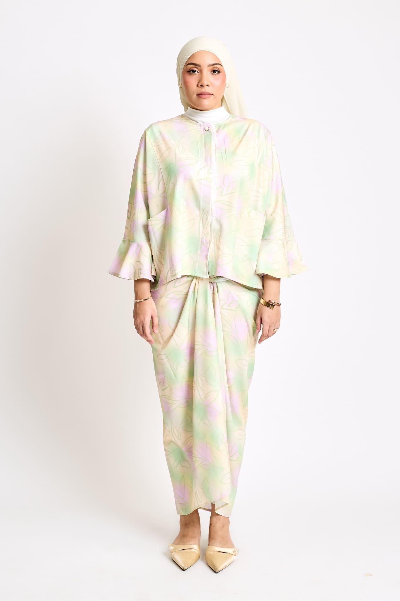 Kaia Adults Set in Matcha Crust