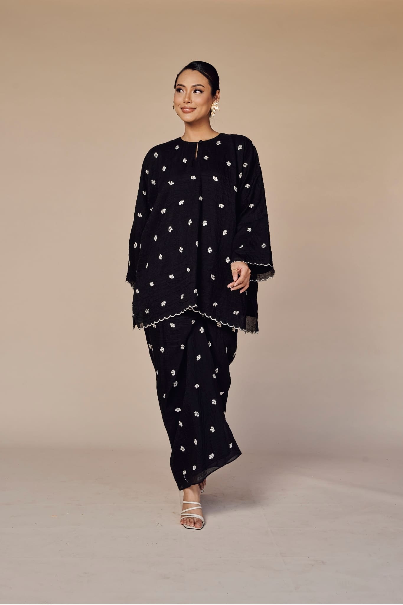 Kurung Kedah Suri : A Modern Classic