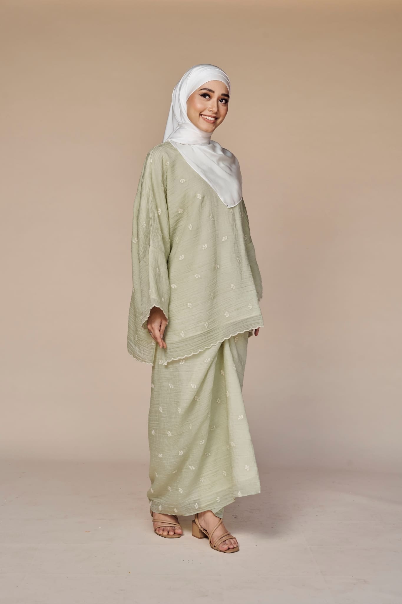 Kurung Kedah Suri : A Modern Classic