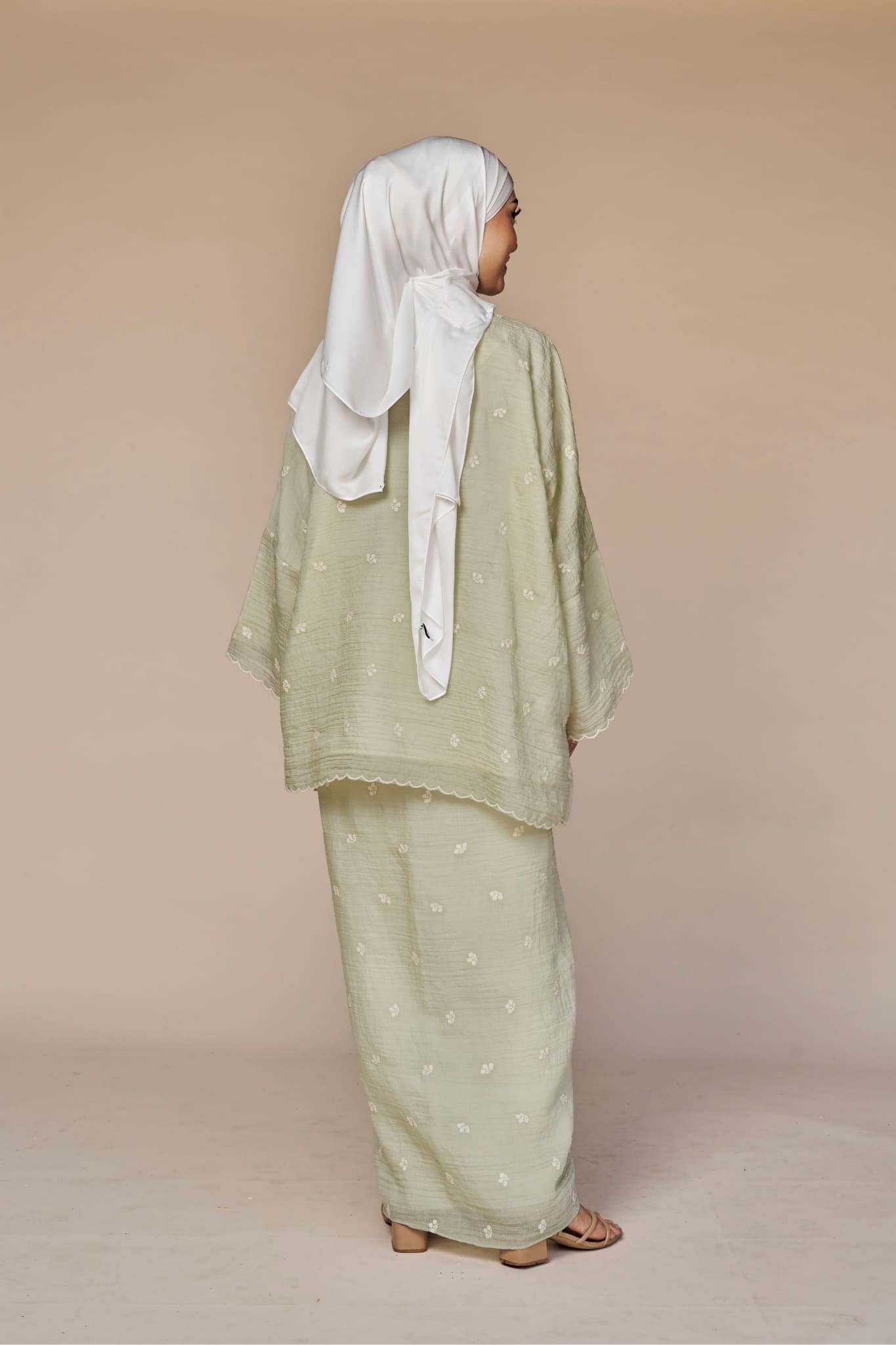 Kurung Kedah Suri : A Modern Classic