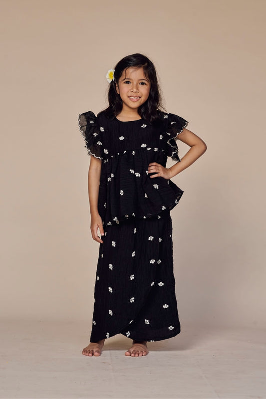 Kurung Little Suri: Charming Little version of Kurung Kedah Suri