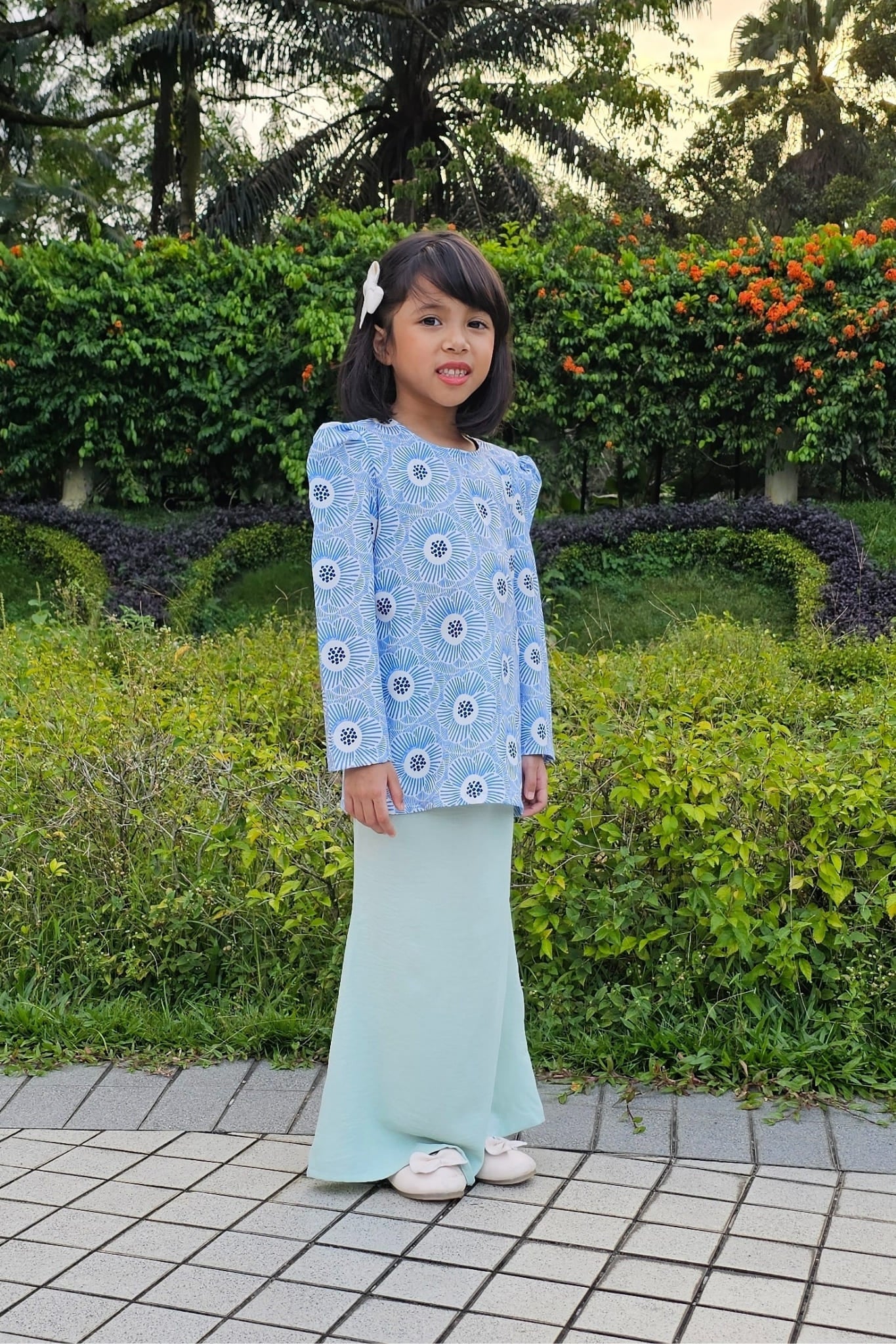 Little Matahari in Blue Botanics