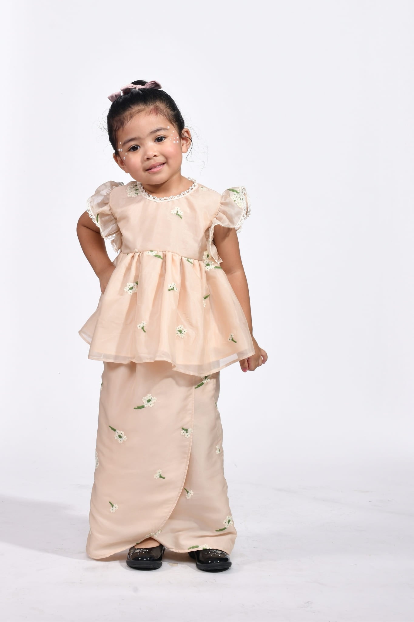 Little Melur in Nude