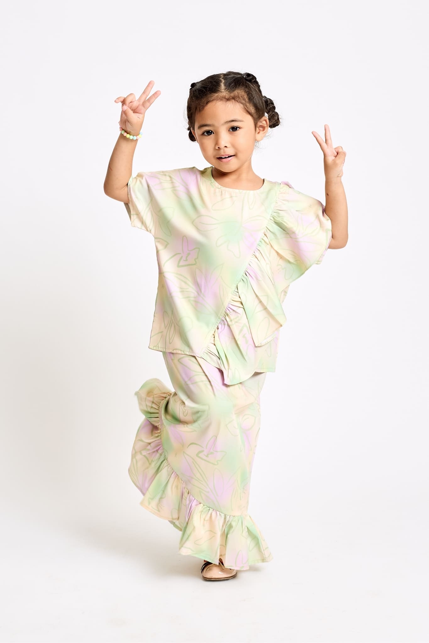 Little Kaia Set in Matcha Crust