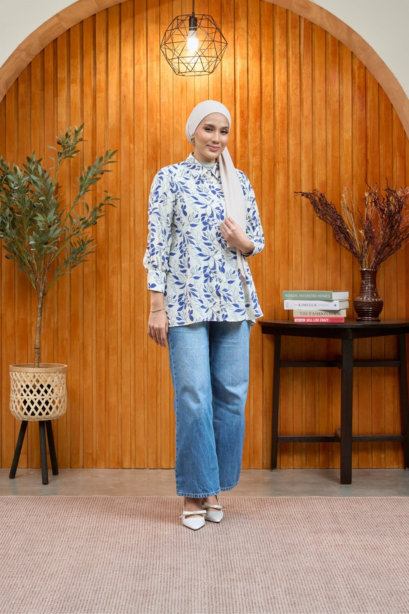 Maya Porcelain Garden Women's Shirt