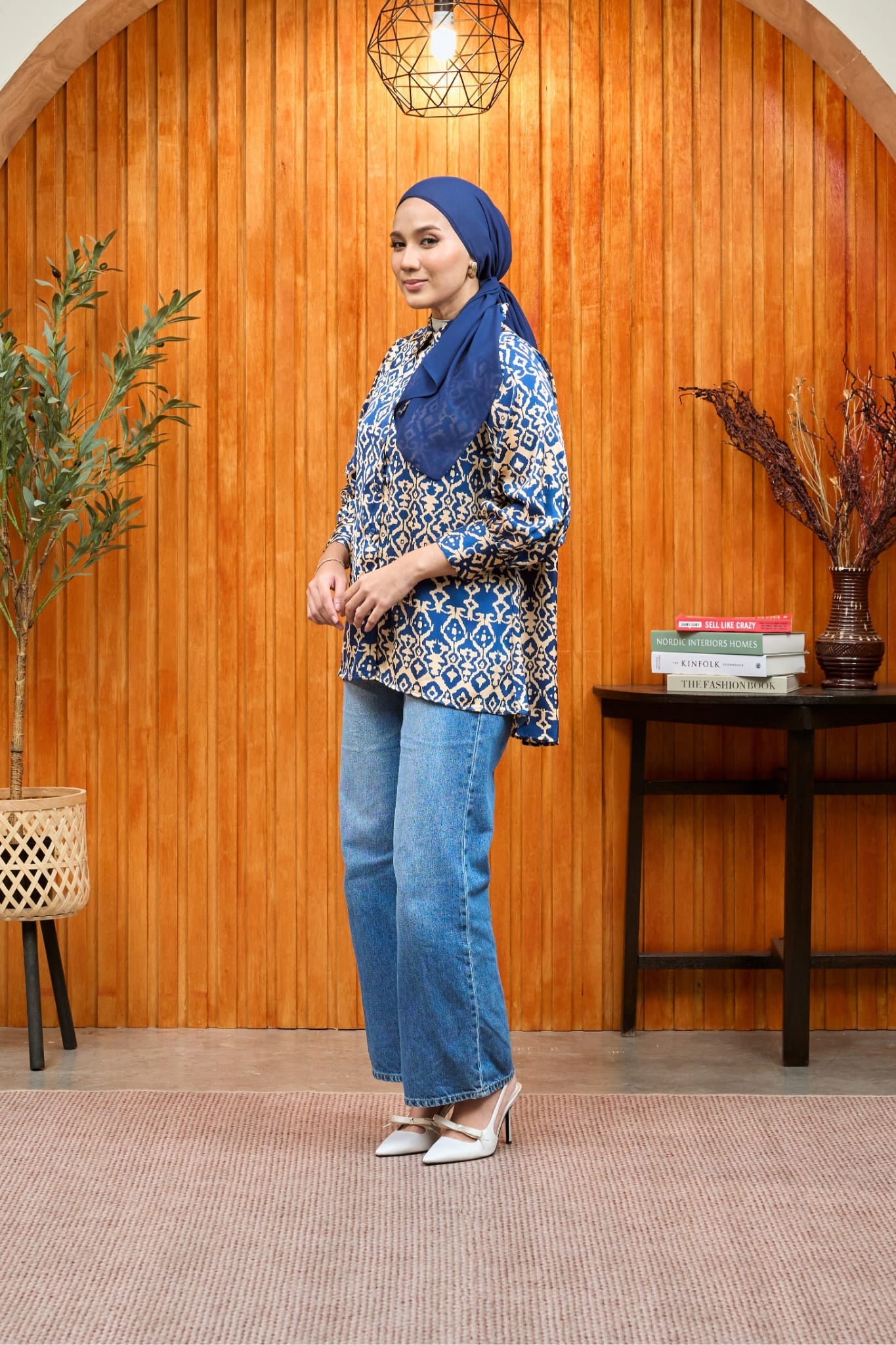 Maya Satin Garden Women's Shirt