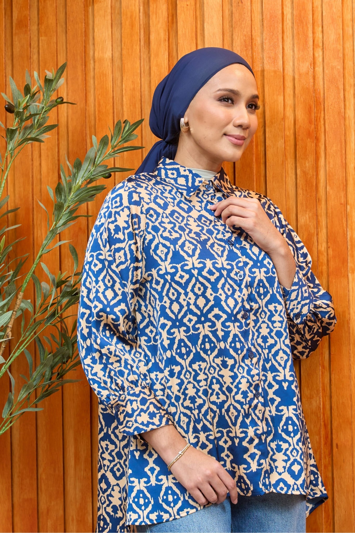 Maya Satin Garden Women's Shirt