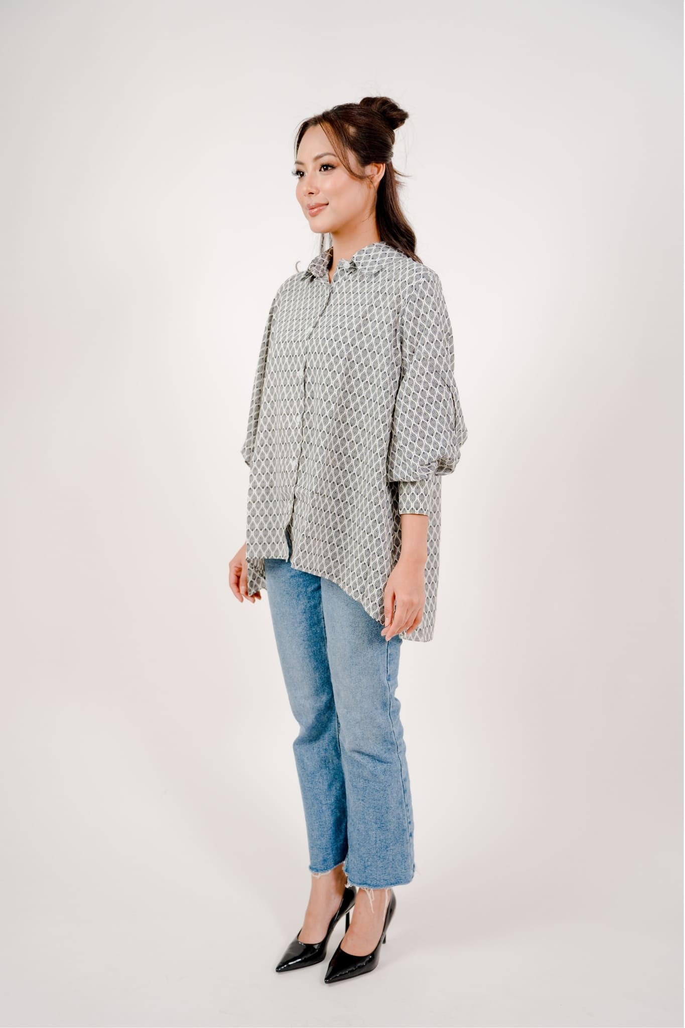 Maya Shirt in Black and White