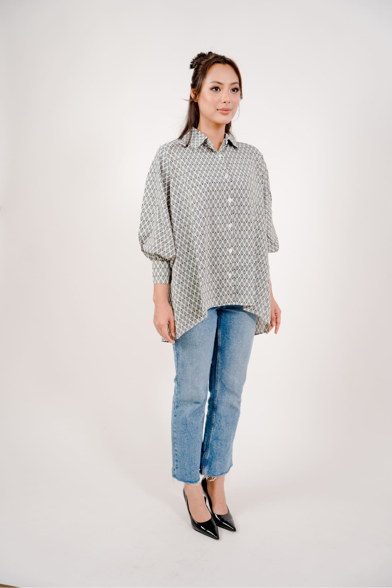 Maya Shirt in Black and White