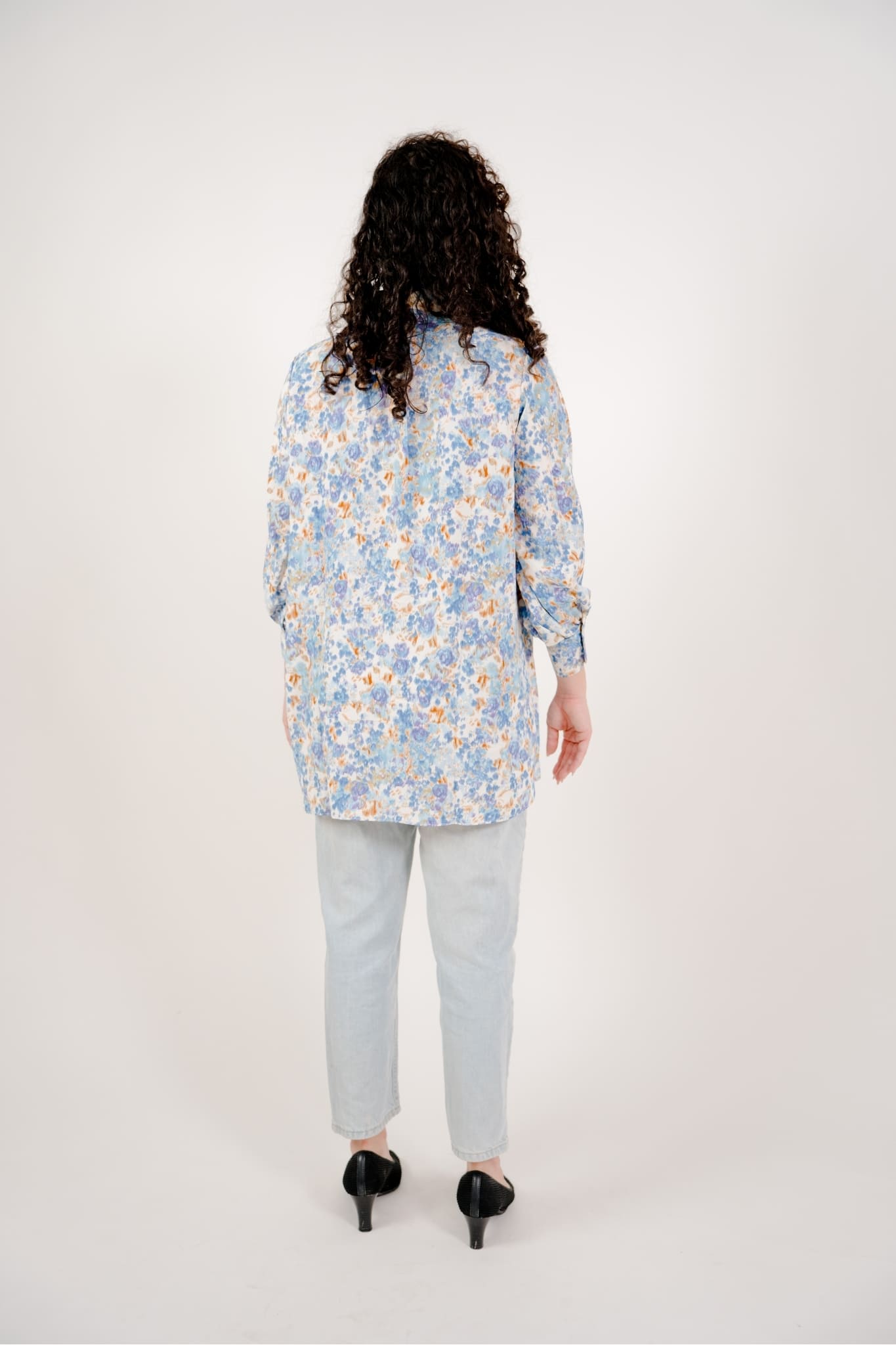Maya Shirt in Blue Ikat Print