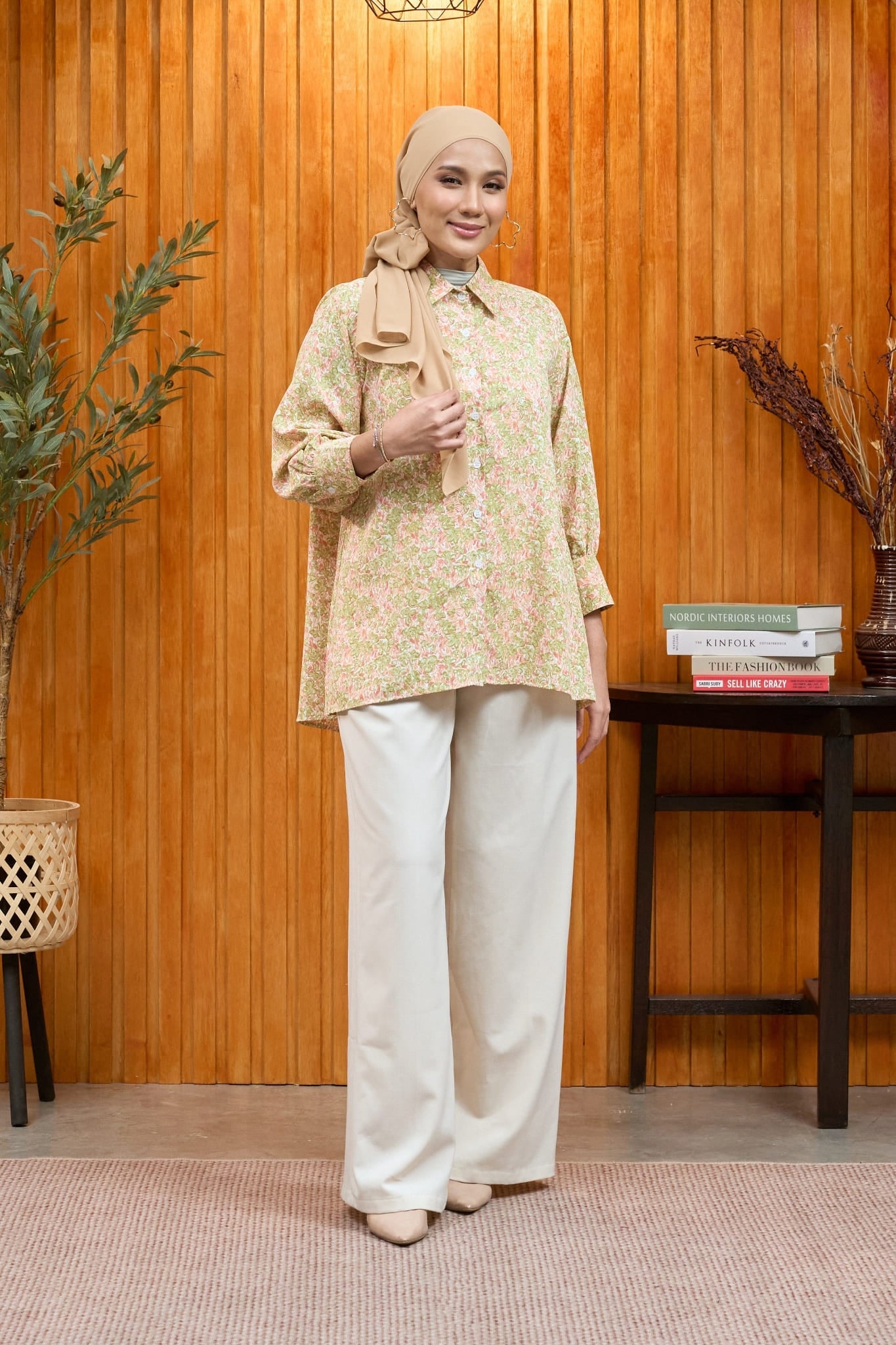 Maya Springtide Women's Shirt
