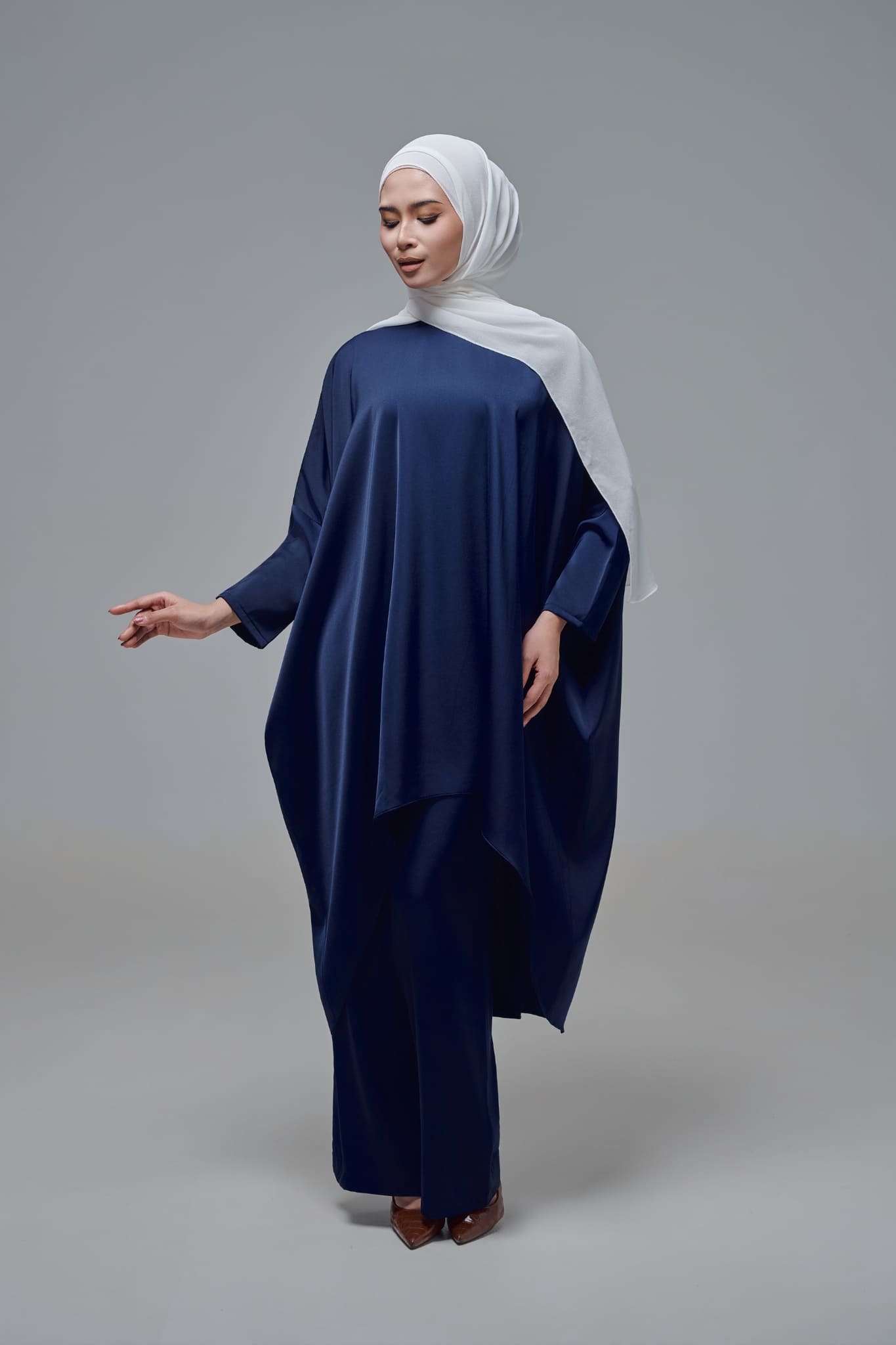 Medina Set in Midnight Navy