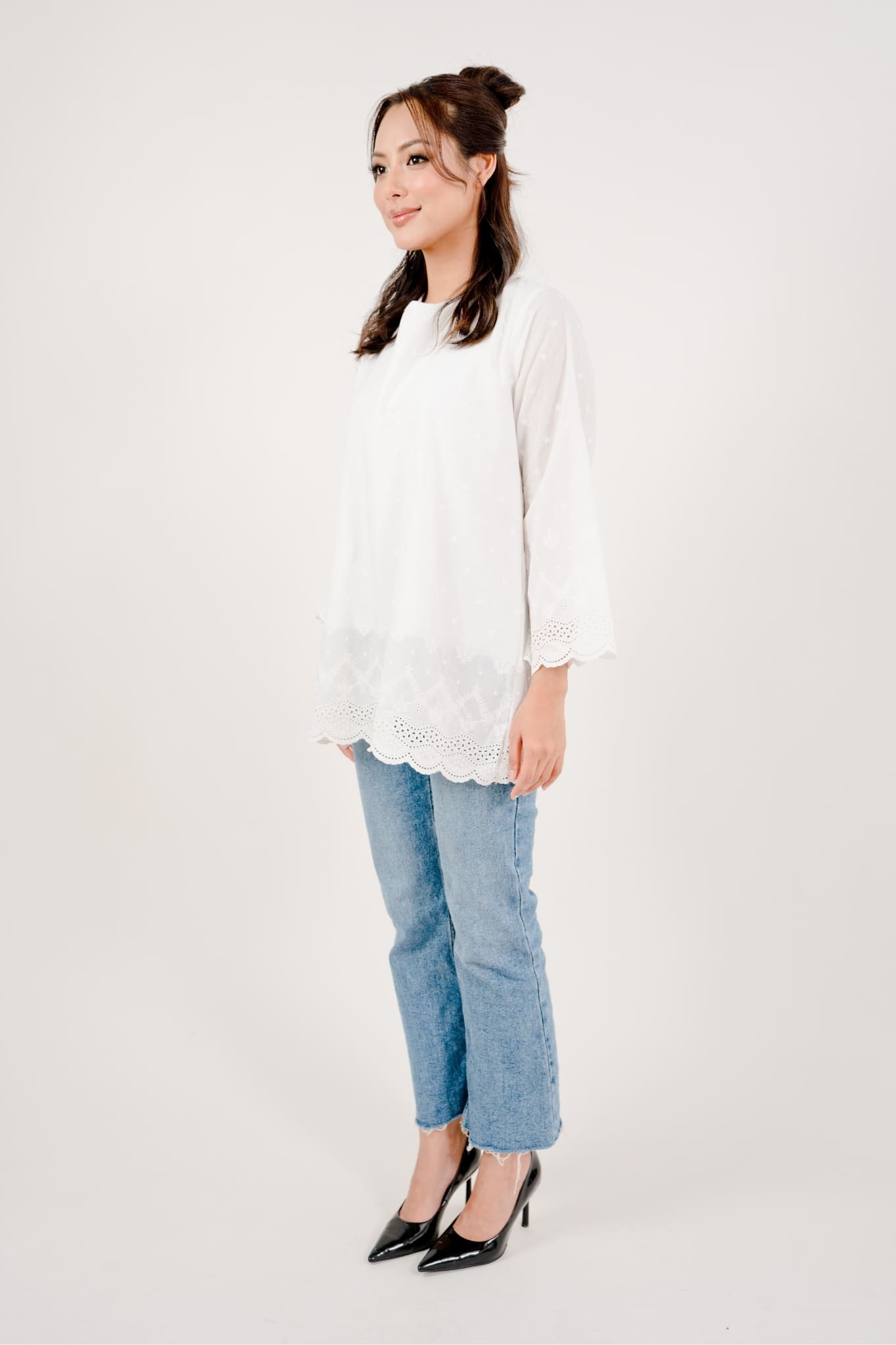 Nora Embroidery Cotton Blouse