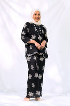 Kurung Kedah Suri Seirama in Black